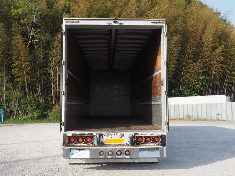 いすゞ ギガ ウイング車 大型 PJ-CYJ51W5 年式 H17[写真26]