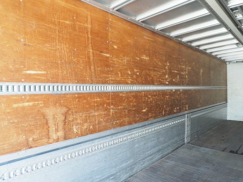 いすゞ ギガ ウイング車 大型 PJ-CYJ51W5 年式 H17[写真30]