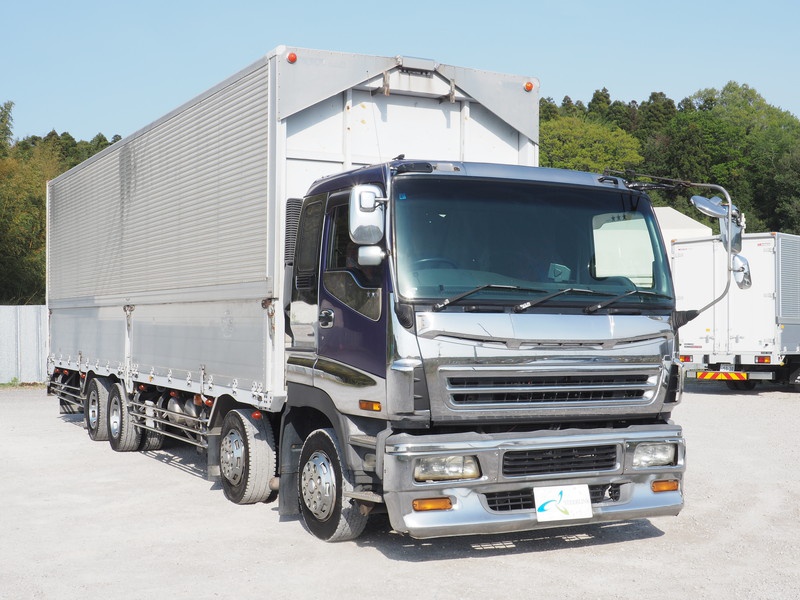 いすゞ ギガ ウイング車 大型 PJ-CYJ51W5 年式 H17[写真04]