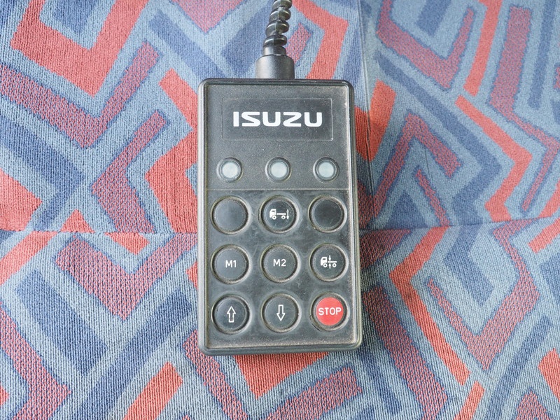 いすゞ ギガ ウイング車 大型 PJ-CYJ51W5 年式 H17[写真37]