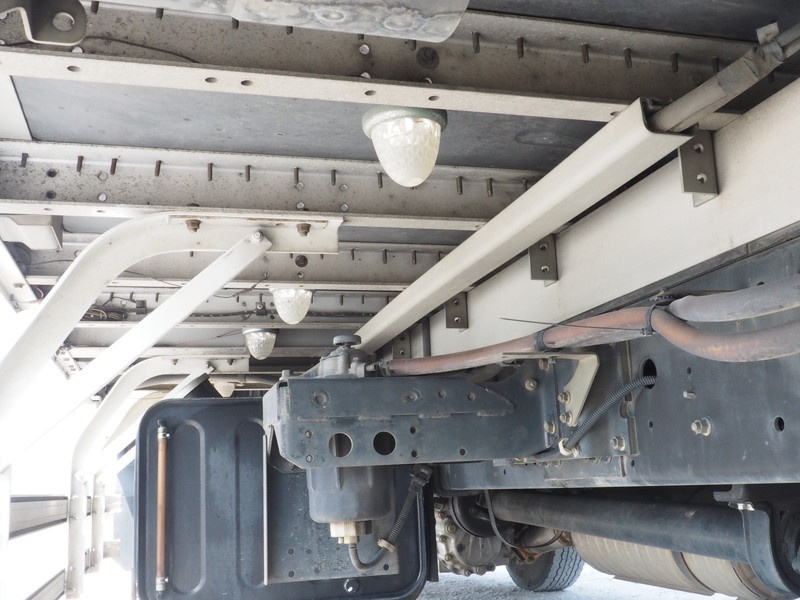 三菱ふそう ファイター ウイング車 中型 PA-FK61F 年式 H17[写真48]