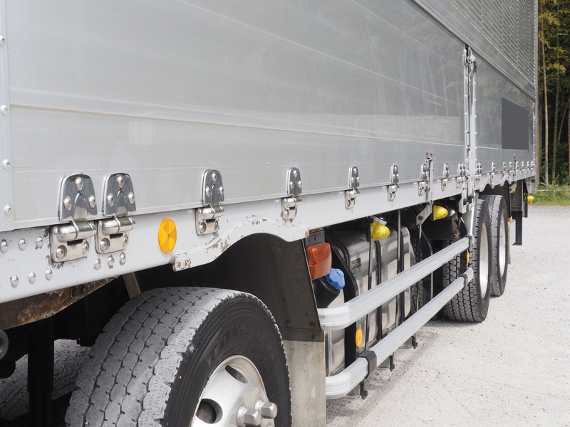 いすゞ ギガ ウイング車 大型 LKG-CYJ77A 年式 H23[写真36]