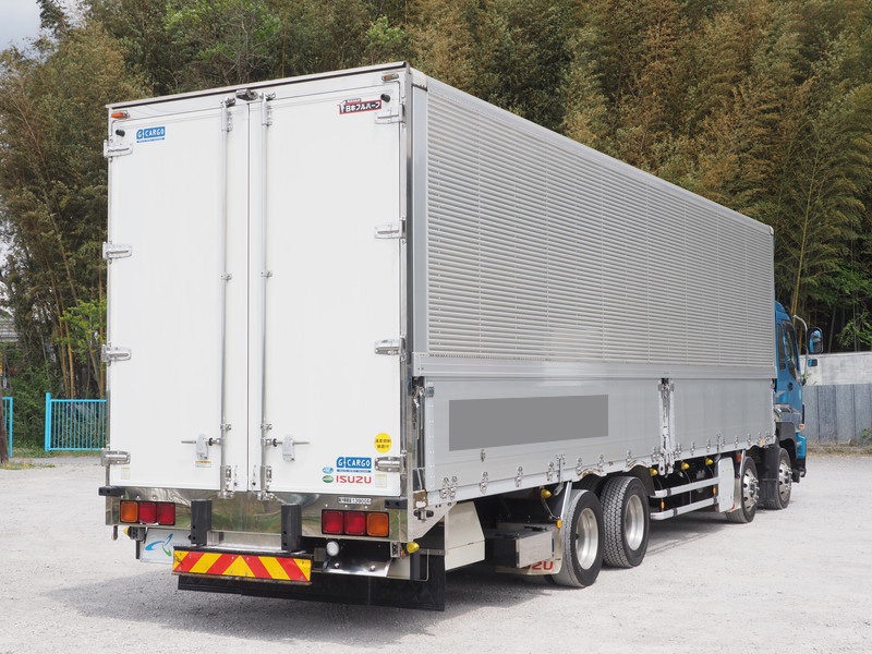 いすゞ ギガ ウイング車 大型 LKG-CYJ77A 年式 H23[写真05]