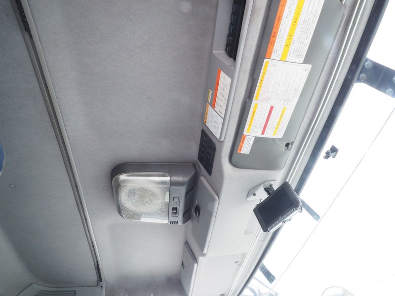 いすゞ ギガ ウイング車 大型 LKG-CYJ77A 年式 H23[写真42]