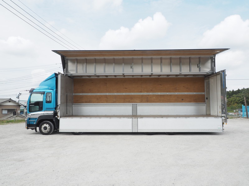 いすゞ ギガ ウイング車 大型 LKG-CYJ77A 年式 H23[写真23]