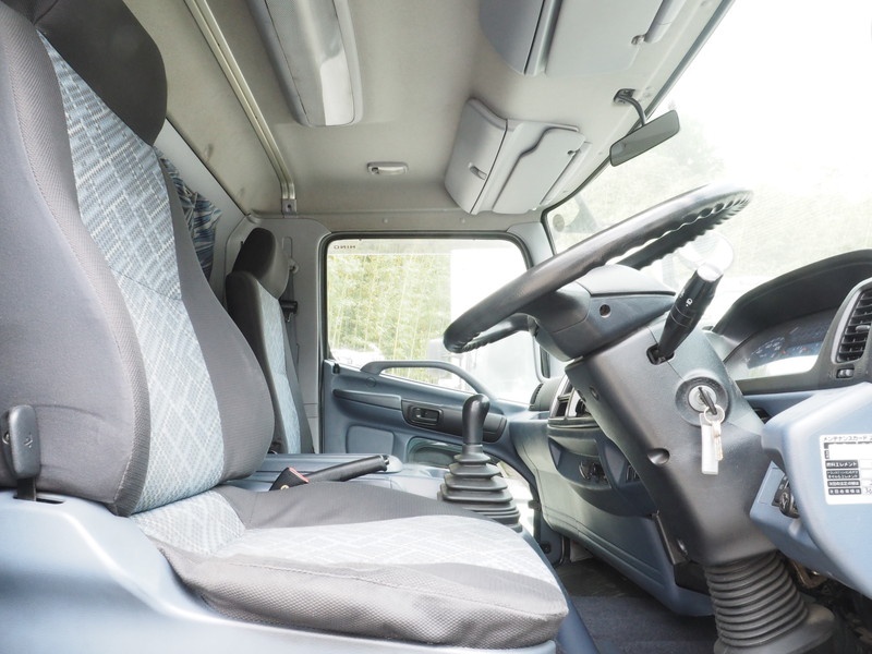 日野 レンジャー ウイング車 中型 PB-FC7JKFA 年式 H17[写真23]