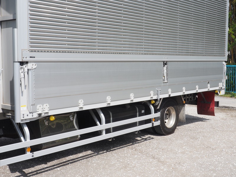 いすゞ フォワード ウイング車 中型 TKG-FRR90T2 年式 H27[写真21]