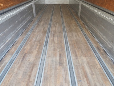 いすゞ ギガ ウイング車 大型 PKG-CYJ77W8 年式 H19 [写真28]