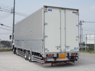 いすゞ ギガ ウイング車 大型 PKG-CYJ77W8 年式 H19 [写真07]