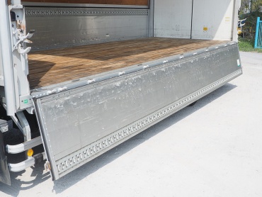 いすゞ フォワード ウイング車 中型 PKG-FRR90S2 年式 H19 [写真25]