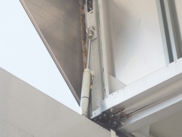 日野 グランドプロフィア ウイング車 大型 QKG-FW1EXBG 年式 H24 [写真24]