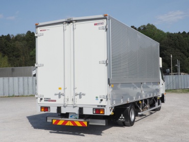 三菱ふそう ファイター ウイング車 中型 TKG-FK64F 年式 H28 [写真05]