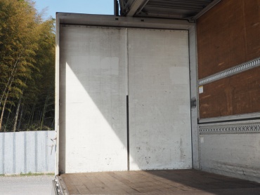 いすゞ ギガ ウイング車 大型 PJ-CYJ51W5 年式 H17 [写真13]