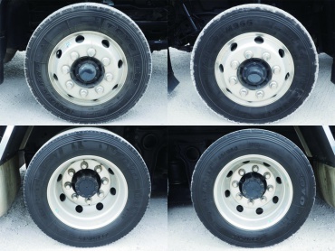 いすゞ ギガ ウイング車 大型 LKG-CYJ77A 年式 H23 [写真56]