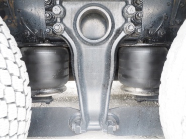 いすゞ ギガ ウイング車 大型 LKG-CYJ77A 年式 H23 [写真54]