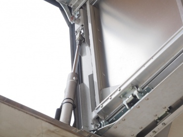 いすゞ ギガ ウイング車 大型 LKG-CYJ77A 年式 H23 [写真18]