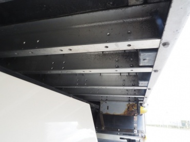 いすゞ ギガ ウイング車 大型 LKG-CYJ77A 年式 H23 [写真49]