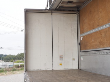 いすゞ ギガ ウイング車 大型 LKG-CYJ77A 年式 H23 [写真13]