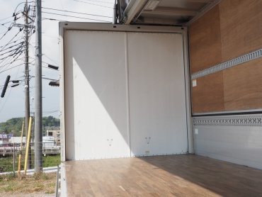 いすゞ フォワード ウイング車 中型 TKG-FRR90T2 年式 H27 [写真13]