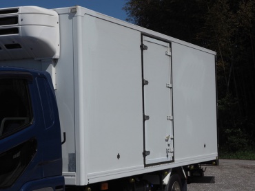 三菱ふそう ファイター 冷凍バン 中型 SKG-FK64F 年式 H23 [写真11]