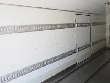 三菱ふそう ファイター 冷凍バン 中型 SKG-FK64F 年式 H23 [写真19]