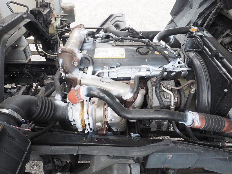 いすゞ フォワード ウイング車 中型 PKG-FRR90T2 年式 H20[写真50]