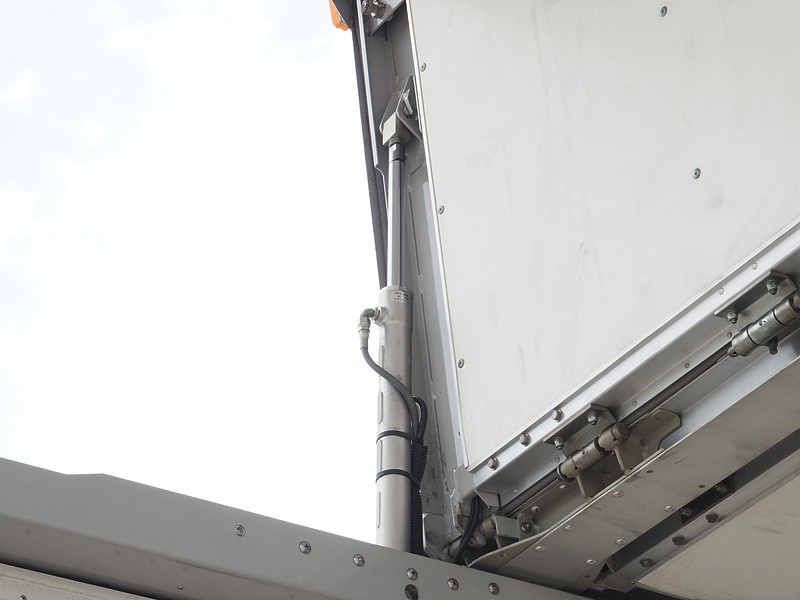 いすゞ フォワード ウイング車 中型 PKG-FRR90T2 年式 H20[写真16]