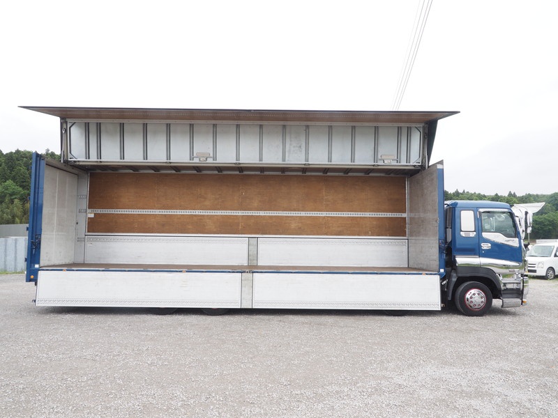 いすゞ ギガ ウイング車 大型 PJ-CYJ51W6 年式 H18[写真11]