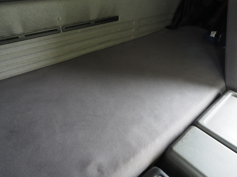 いすゞ ギガ ウイング車 大型 PJ-CYJ51W6 年式 H18[写真38]