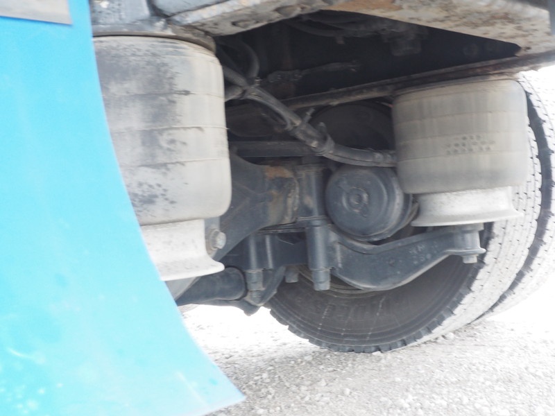 いすゞ ギガ ウイング車 大型 PJ-CYJ51W6 年式 H18[写真48]