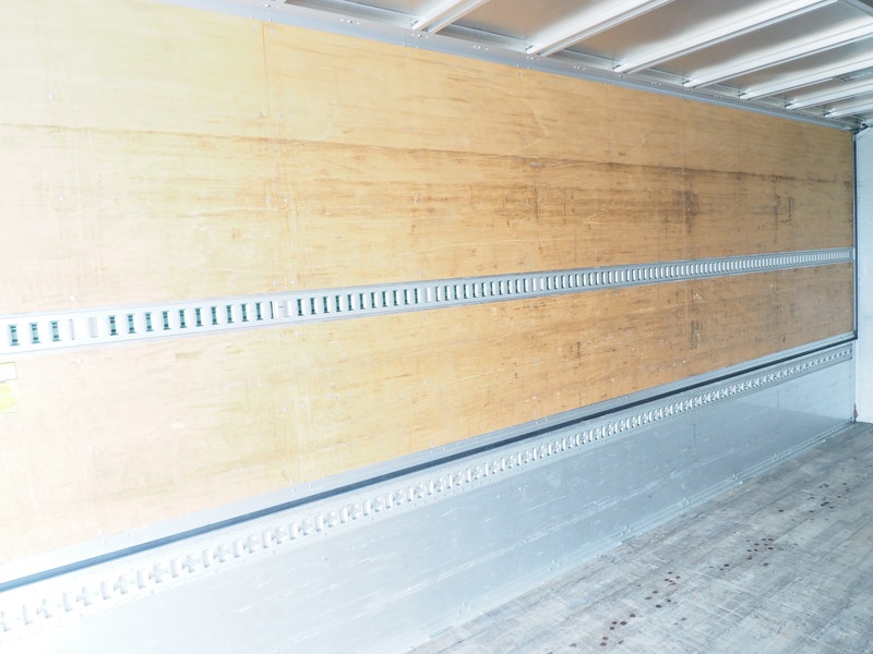 いすゞ フォワード ウイング車 中型 PKG-FRR90S2 年式 H22[写真38]