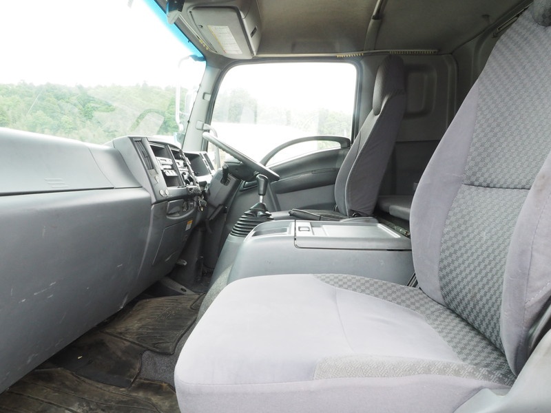 いすゞ フォワード ウイング車 中型 PKG-FRR90S2 年式 H22[写真41]