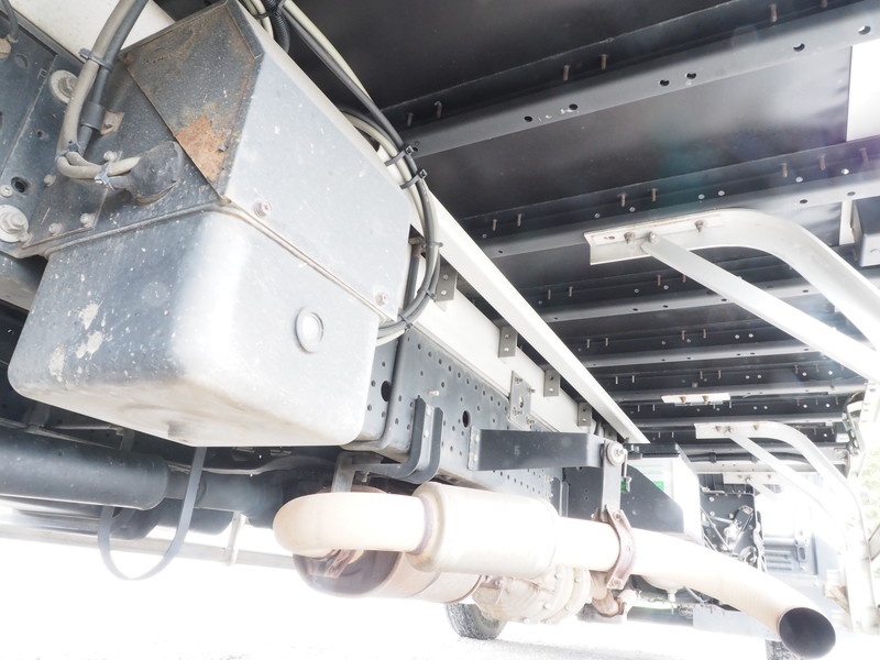 いすゞ フォワード ウイング車 中型 PKG-FRR90S2 年式 H22[写真48]