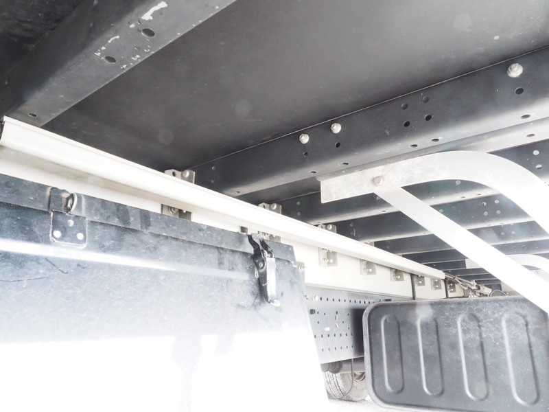 いすゞ フォワード ウイング車 中型 PKG-FRR90S2 年式 H22[写真45]