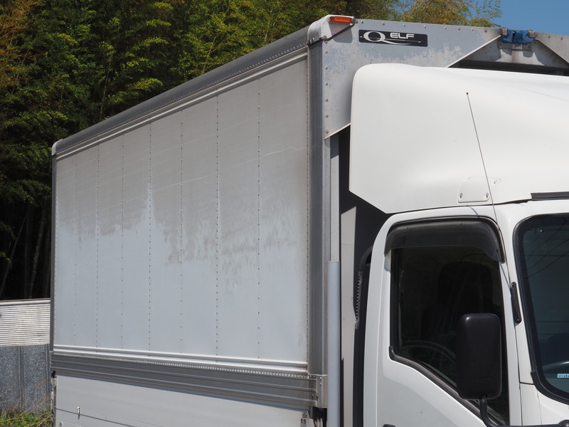 いすゞ エルフ ウイング車 小型 BDG-NPR85AN 年式 H19[写真09]