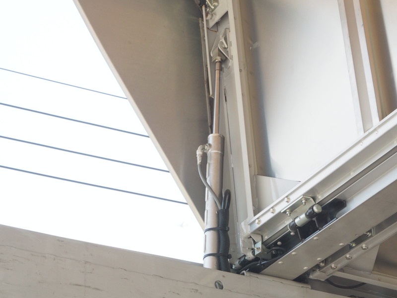 三菱ふそう ファイター ウイング車 中型 PDG-FK61F 年式 H23[写真24]