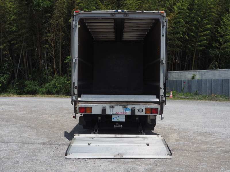 三菱ふそう ファイター ウイング車 中型 PDG-FK61F 年式 H23[写真27]