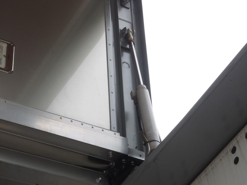 日野 グランドプロフィア ウイング車 大型 BDG-FW1EXYG 年式 H20[写真24]