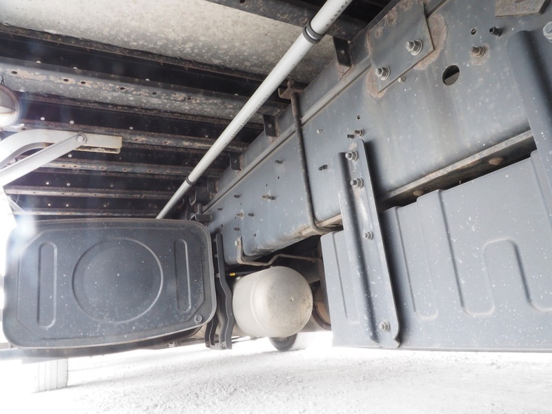 日野 グランドプロフィア ウイング車 大型 BDG-FW1EXYG 年式 H20[写真40]