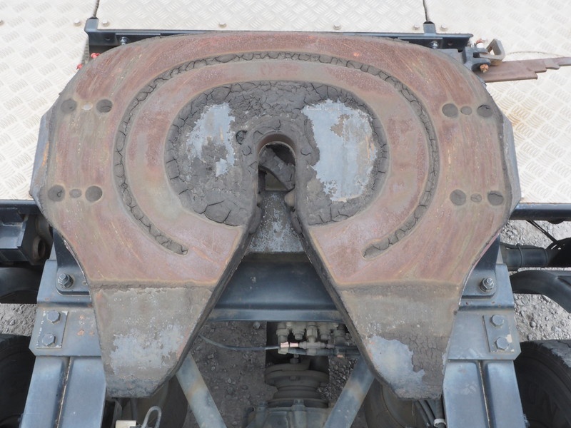 三菱ふそう スーパーグレート トラクタ 大型 LKG-FP54VDR 年式 H23[写真12]