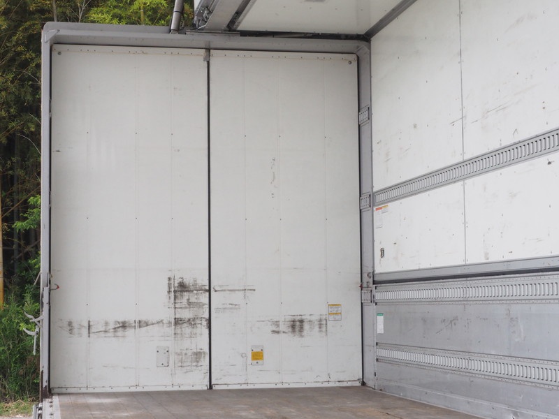 三菱ふそう スーパーグレート ウイング車 大型 LKG-FS54VZ 年式 H22[写真13]