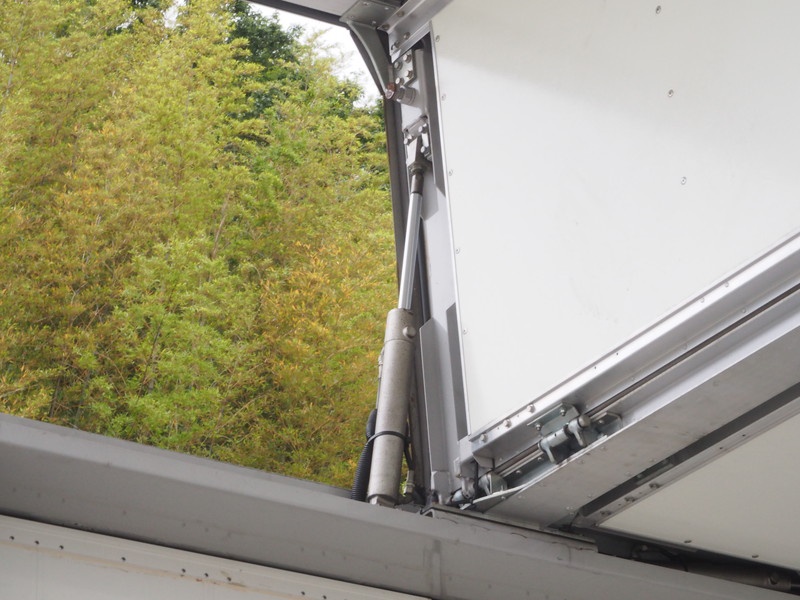 三菱ふそう スーパーグレート ウイング車 大型 LKG-FS54VZ 年式 H22[写真17]