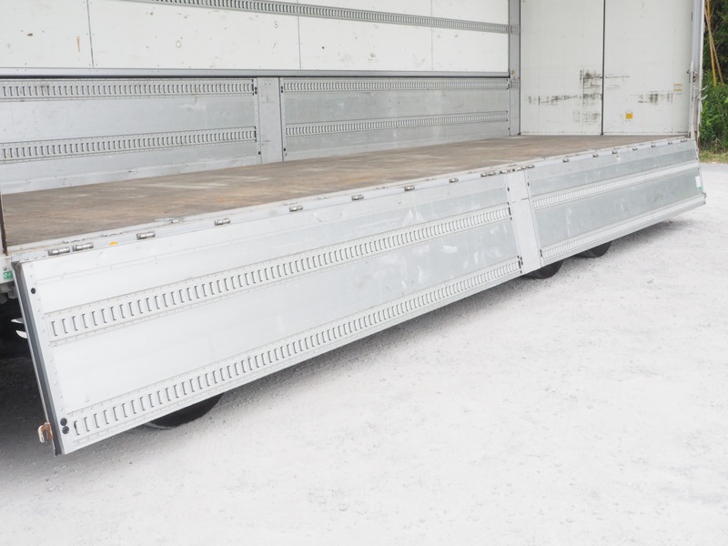 三菱ふそう スーパーグレート ウイング車 大型 LKG-FS54VZ 年式 H22[写真23]