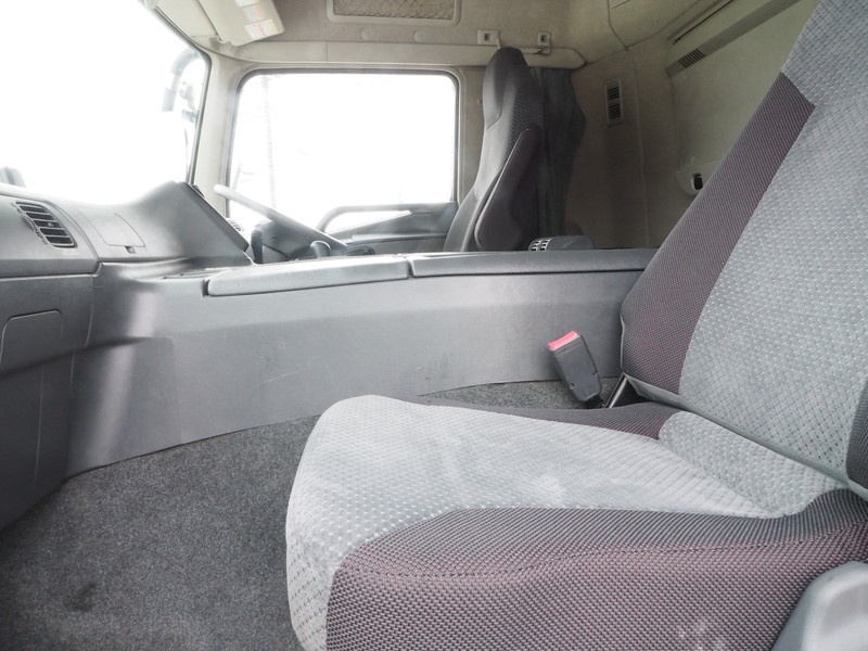 三菱ふそう スーパーグレート ウイング車 大型 LKG-FS54VZ 年式 H22[写真39]