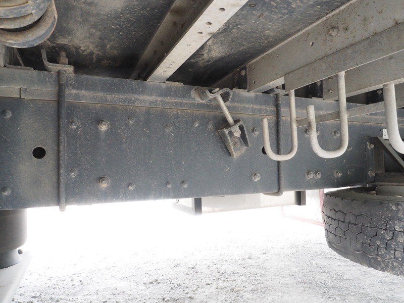 三菱ふそう スーパーグレート ウイング車 大型 LKG-FS54VZ 年式 H23[写真37]