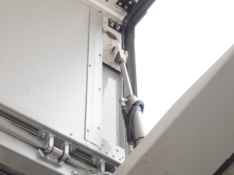 三菱ふそう スーパーグレート ウイング車 大型 LKG-FS54VZ 年式 H23[写真22]