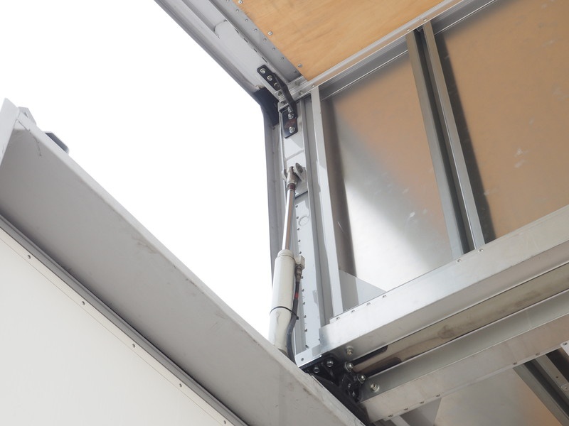 日野 グランドプロフィア ウイング車 大型 LKG-FW1EXBG 年式 H22[写真17]