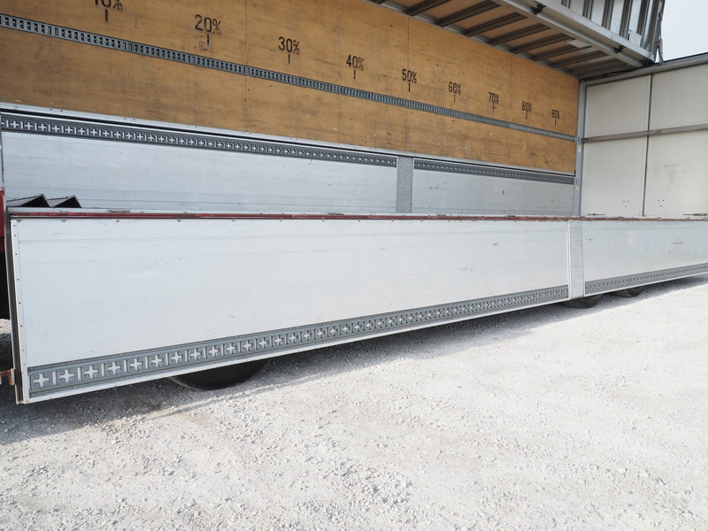 日野 グランドプロフィア ウイング車 大型 LKG-FW1EXBG 年式 H22[写真23]