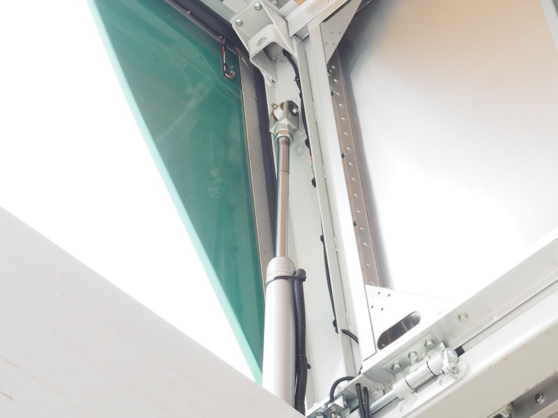 いすゞ ギガ ウイング車 大型 LKG-CYJ77A 年式 H24[写真24]