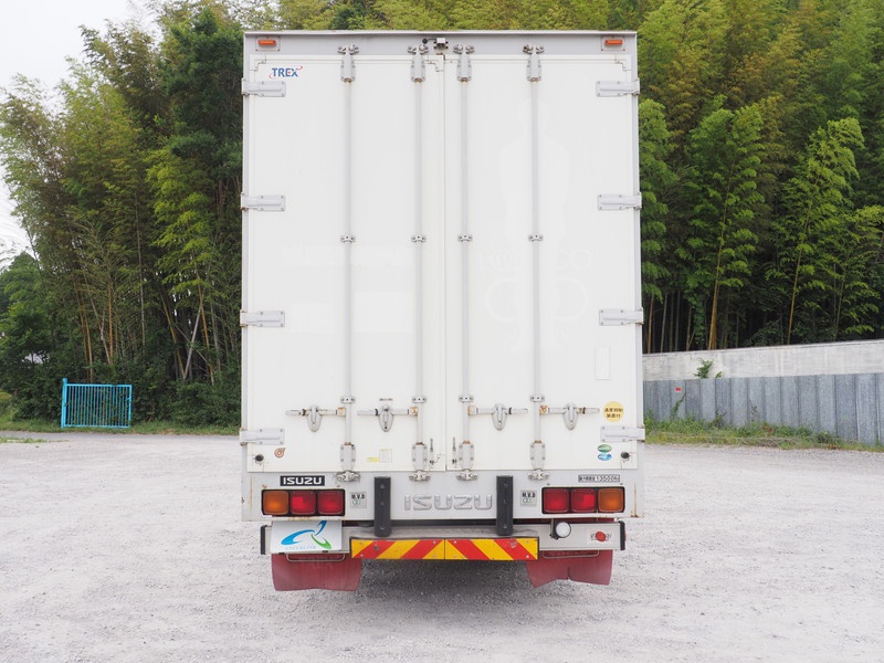 いすゞ ギガ ウイング車 大型 LKG-CYJ77A 年式 H24[写真06]